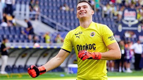 Fenerbah E De Dominik Livakovic Kalesine Duvar Rd Futbol Haberleri