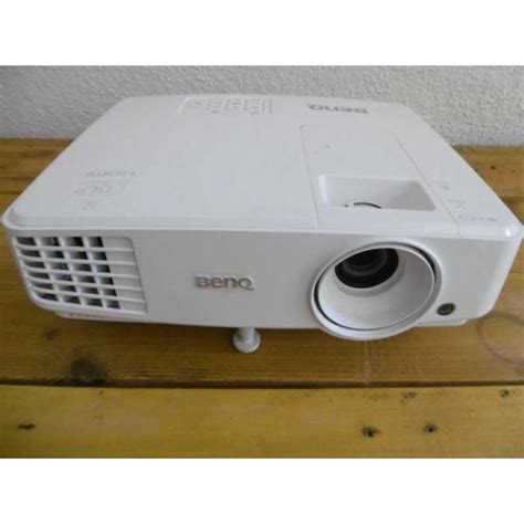 Borrow Projector Dom Stic Benq Ms