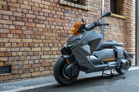 Bmw Ce Review We Ride Nz S First Electric Bmw Motorcycle