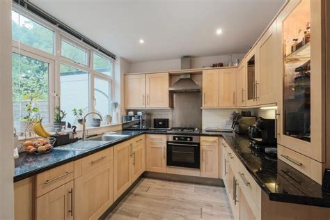 Glenwood Road Kings Norton 3 Bed Semi Detached House For Sale £