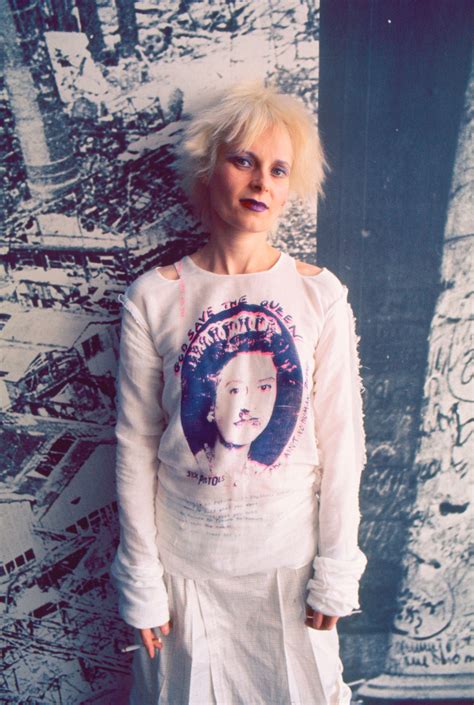 Vivienne Westwood Quién Es Carrera Y Vida De La Diseñadora Vogue