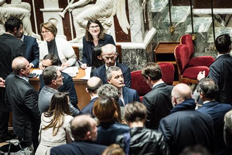 Projet De Loi Relatif à Limmigration Gérald Darmanin Entraîne La Majorité Dans La Crise