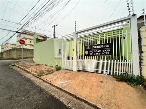 Casa de Condomínio na Rua Vinte 7 Morada do Ouro em Cuiabá por R