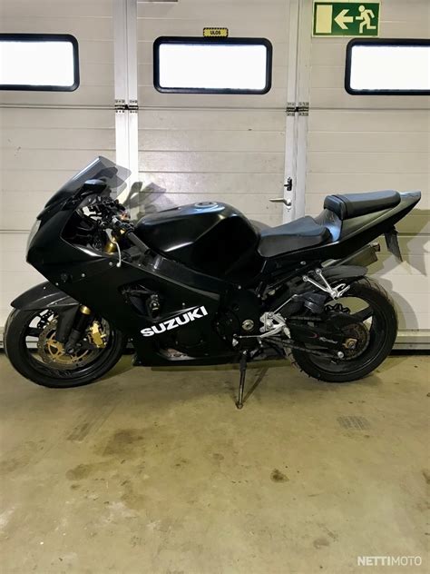 Suzuki Gsx R Cm Lahti Moottoripy R Nettimoto