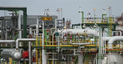 Pemex Anuncia El Descubrimiento De Seis Yacimientos De Petróleo En El