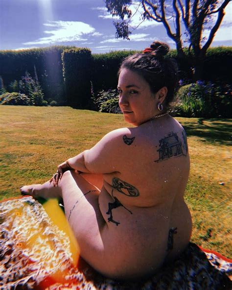 Lena Dunham Gets In On Wap Action In Sex Swimsuit