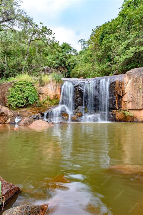 Premium Photo Waterfall And Lake In Rainforest Of Moeda In Minas