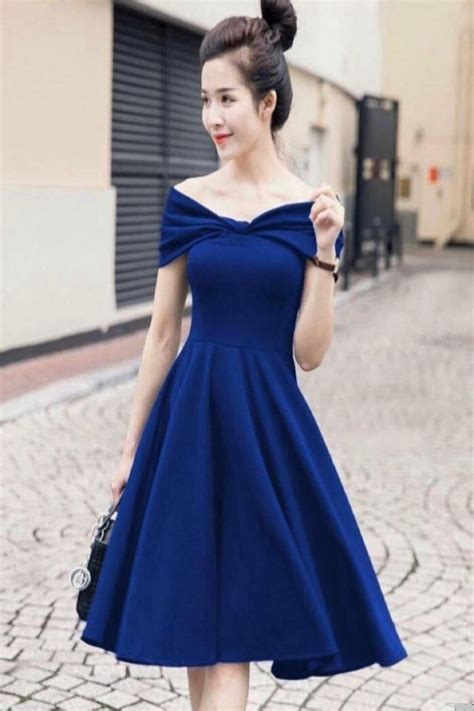 Secret Passion Lingerie Esnek Kumaş Madonna Yaka Midi Boy Omuz Dekolteli Kloş Midi Elbise Abiye