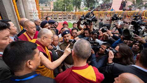 P Lerinage Au Temple Mahabodhi Sa Saintet Le E Dala Lama