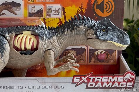 Extreme Damage Allosaurus review - Jurassic Toys