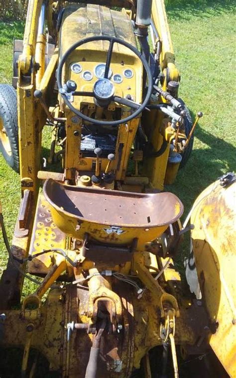 Massey Ferguson 3165 Tractor With Massey Ferguson 200 Loader Rogers