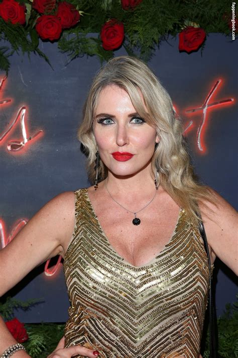 Nancy Sorrell Nude OnlyFans Leaks Fappening FappeningBook