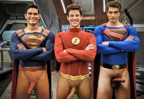 Post 3399473 Brandon Routh Crisis On Infinite Earths Dc Fakes Flash Grant Gustin Kingdom Come