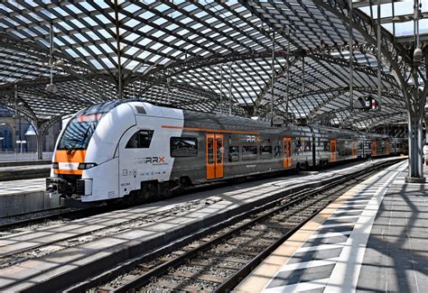 BR 9 442 National Express Nr. 158 durch Bonn-Friesdorf - 29.12.2015 ...
