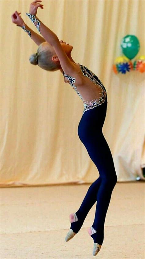 Pin de Leena Ihab en Full suit leotards | Trajes de gimnasia rítmica ...