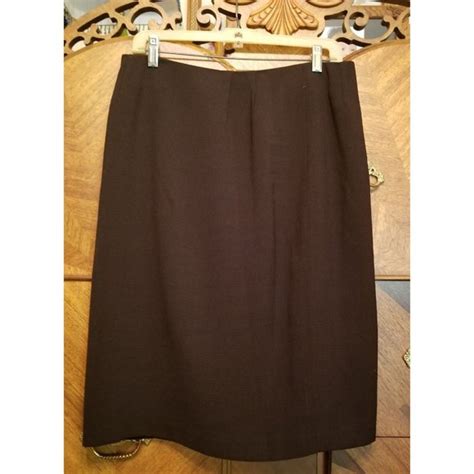 Larry Levine Skirts Larry Levine Signature Black Size Skirt Knee