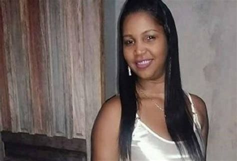 Mato Grosso corpo de mulher é encontrado carbonizado dentro de carro