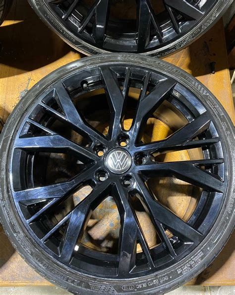 Genuine 13 19 Vw Golf Mk7 Gti Gtd Santiago 19 Inch Alloy Wheels 5g0601025an In Bangor County