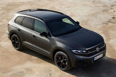 Volkswagen Touareg Un Suv Renovado Conduciendo