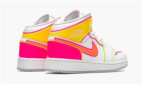 Air Jordan 1 Mid Gs Edge Glow Cv4611 100 The Sortage