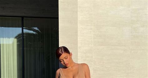 Kylie Jenner Sets Pulses Racing In Tiny Bra After…