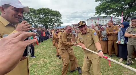 Perlombaan Tarik Tambang Warnai Hut Ri Ke 78 Wabup Pijay Ikut Tarik