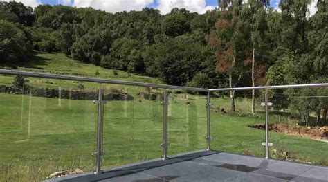 The Most Important Benefits Of Choosing A Glass Balustrade Stainless