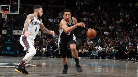 Keldon Johnson scored a career-high 13 points on Friday with the Spurs