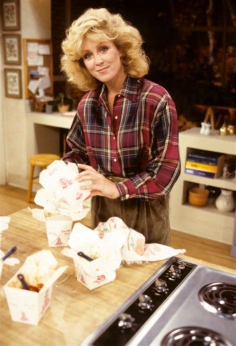 Joanna Kerns On The Set Of Growing Pains In