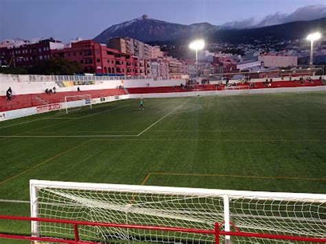 Las 10 Mejores Escuelas de Fútbol para Niños en Icod de los Vinos