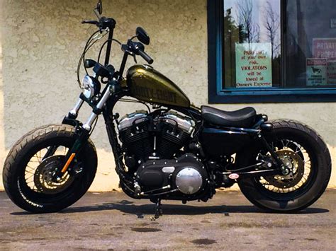 Harley 48 Custom Bobber