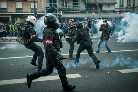 In Pictures: French protesters clash with police | Protests News | Al ...