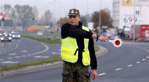 W Wielkanoc Policjanci Patroluj Drogi Uwaga Na Wzmo One Kontrole