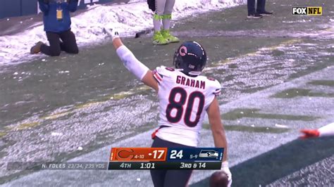 Seahawks Fans Throw Snowballs At Bears Players At End Of Game Youtube