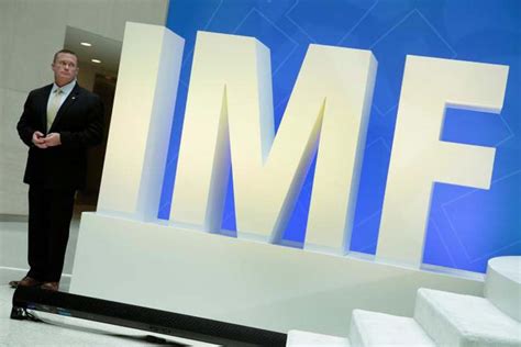 imf warns  growing damage  trade fight   vulnerable