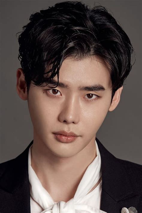 Lee Jong suk в 2023 г Ли чон сок Корейские актеры Портрет