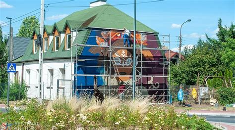 Tak powstaje mural Festiwalu Kultur Świata w Grodzisku FOTO