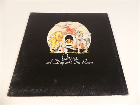 Queen A Day At The Races Uk Lp Kringwinkel