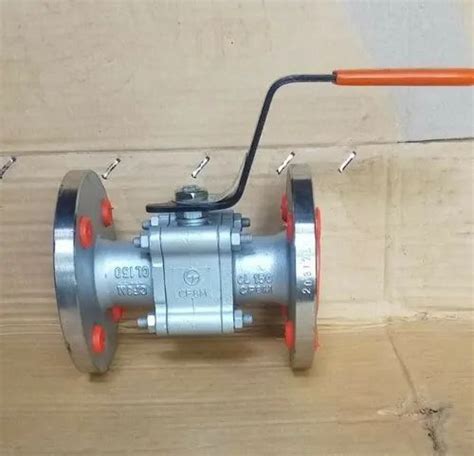 Cf Cf M Cast Steel L T Three Piece Ball Valve Size Mm To Mm At