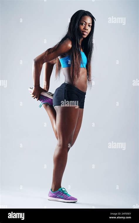 Ready for a workout. A young African-American woman wearing workout clothes Stock Photo - Alamy