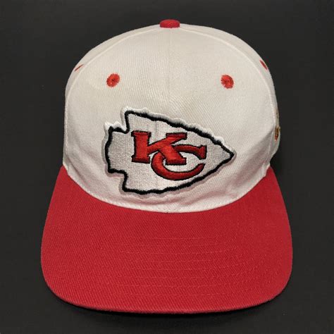 Vintage Kansas City Chiefs Snapback Hat By Reebok Sidelineswap