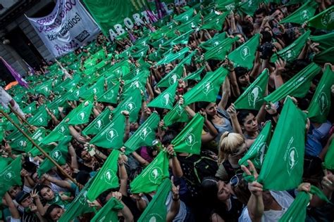 La marea verde estrella de la Bienal Argentina de Fotografía