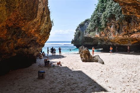 Suluban Beach In Bali A Complete Guide