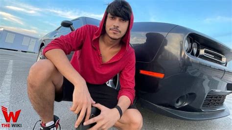 Purav Jha (YouTuber) Wiki, Age, Girlfriend, Family, Height, Weight, Web Series and More