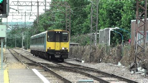 Hd A Greater Anglia Class 315 Arrives At Walthamstow Central For Chingford Youtube