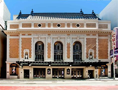 San Francisco Theatres: The Curran Theatre: history and exterior views