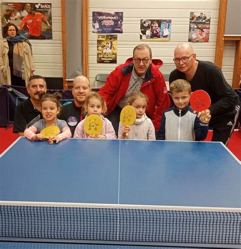 1ère raquette pour les enfants Club Pongiste Yvetotais