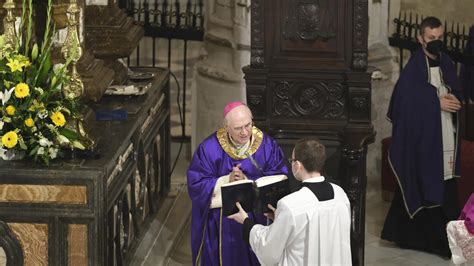 Fotogaler A Toma Posesi N Nuevo Obispo Coadjutor De Almer A Antonio