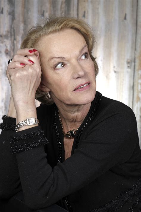 Photo Portrait De Brigitte Lahaie Lors De Lenregistrement De L