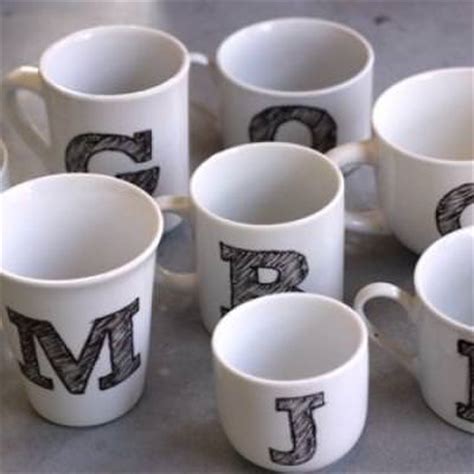 DIY Monogrammed Mugs – Tip Junkie